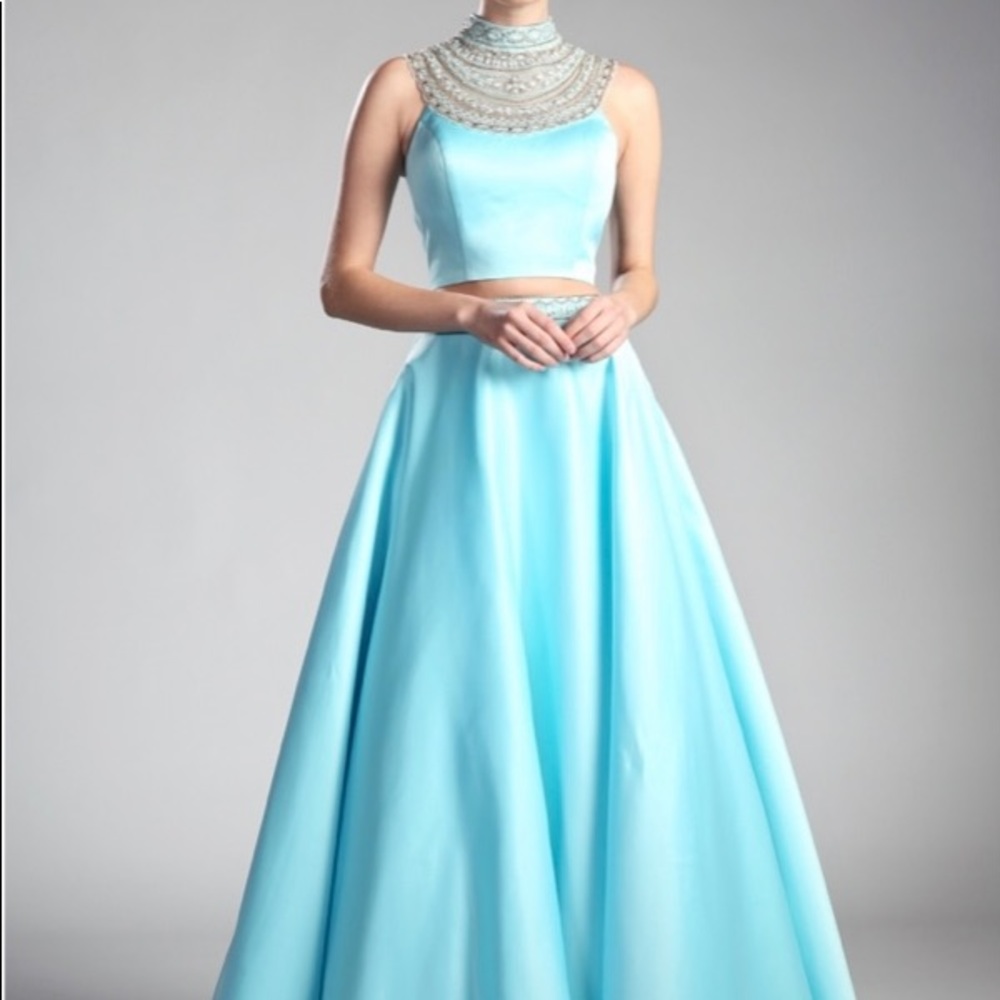 Size 14 prom gown